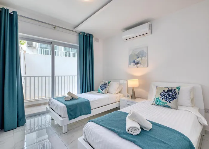 St Julian's Appartement *