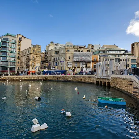 St Julian's * San Ġiljan